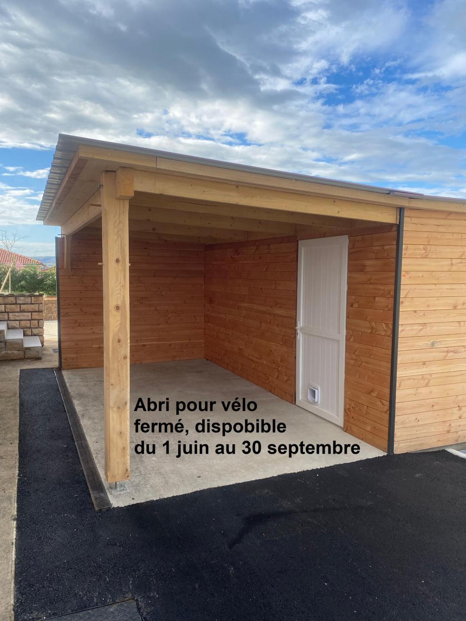 Chambre privée chez l habitant avec piscine de 1 à 3 chambres Grieges Exterior foto